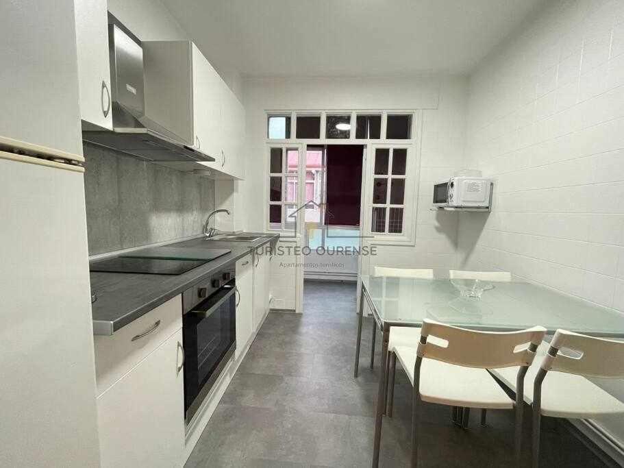 Appartamento O Cuarto De Abastos Ourense Esterno foto