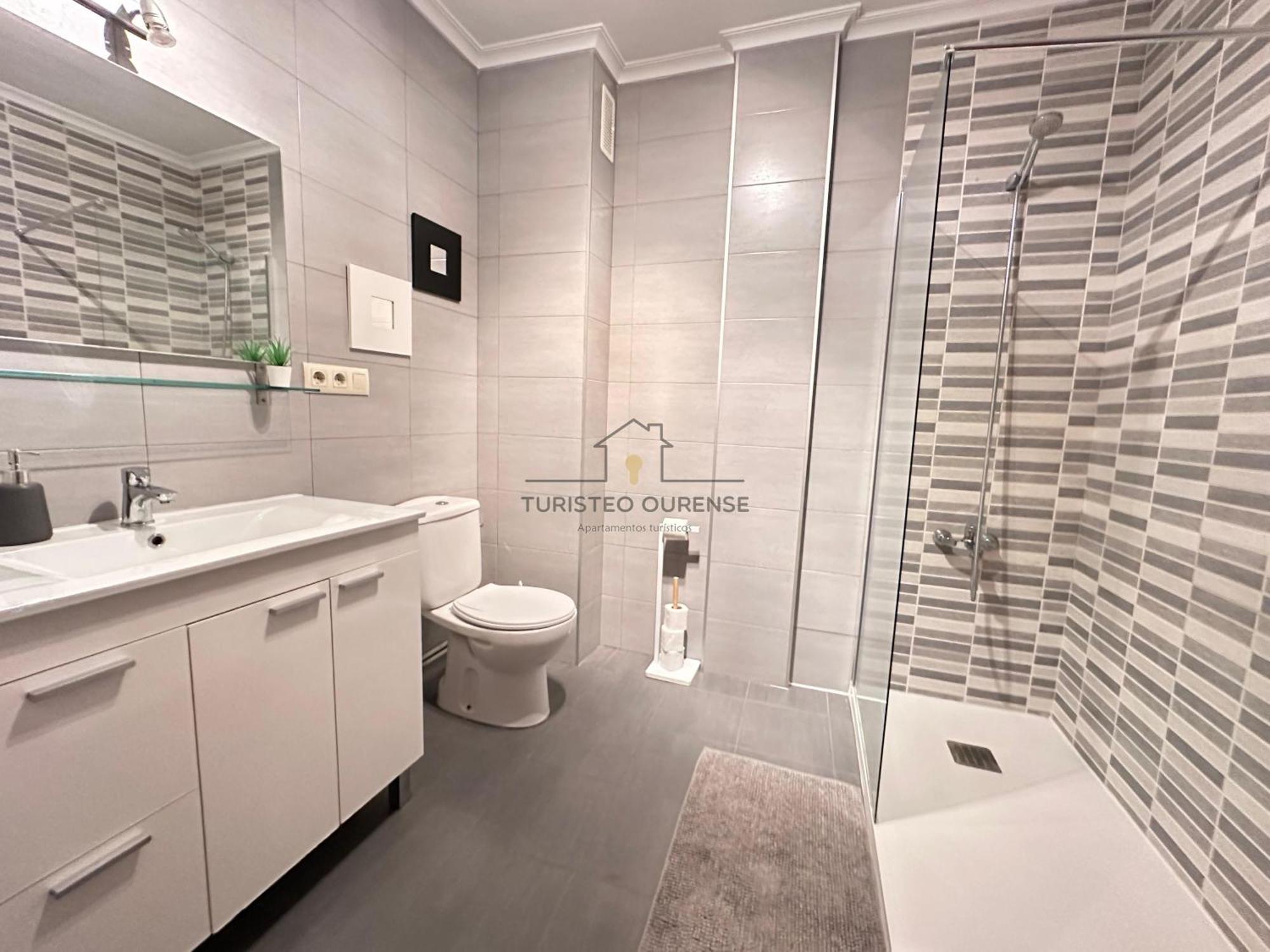 Appartamento O Cuarto De Abastos Ourense Esterno foto